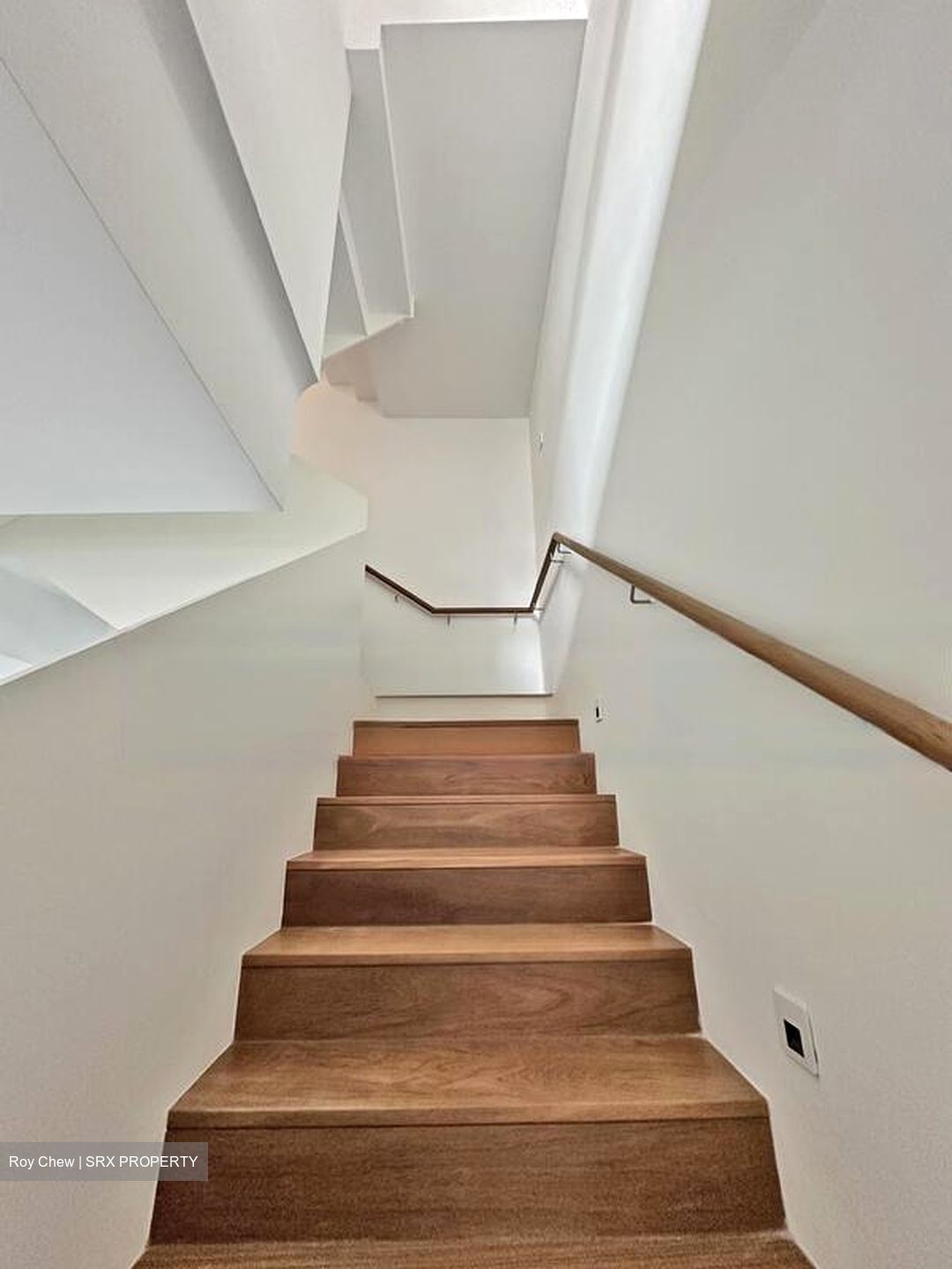 Regent Villas (D10), Terrace #458518521